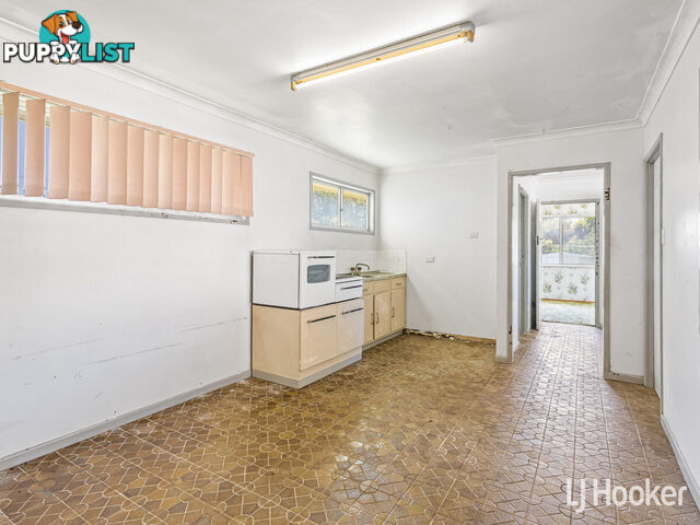 8 Grant Street REDCLIFFE QLD 4020