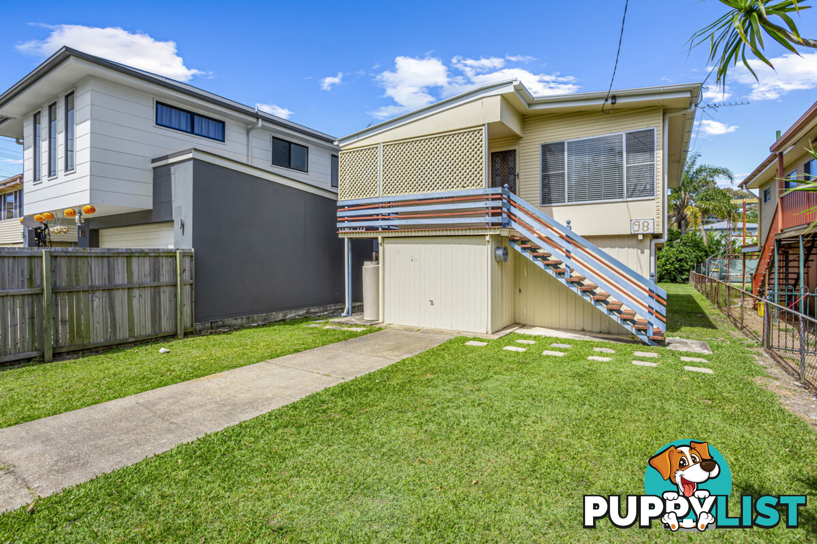 98 Sportsground Street REDCLIFFE QLD 4020