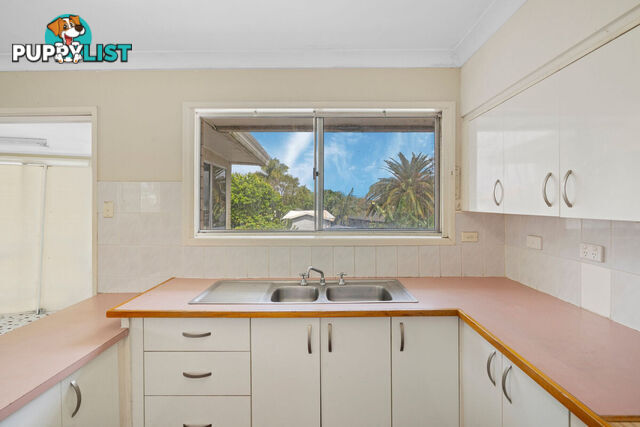 16 Kalimna Drive CLONTARF QLD 4019