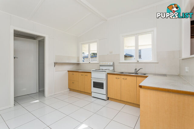 12 Ralph Street CLONTARF QLD 4019
