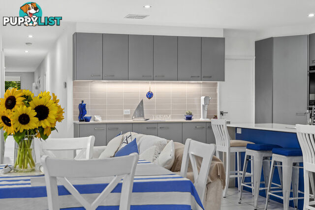11 Warde Street SCARBOROUGH QLD 4020