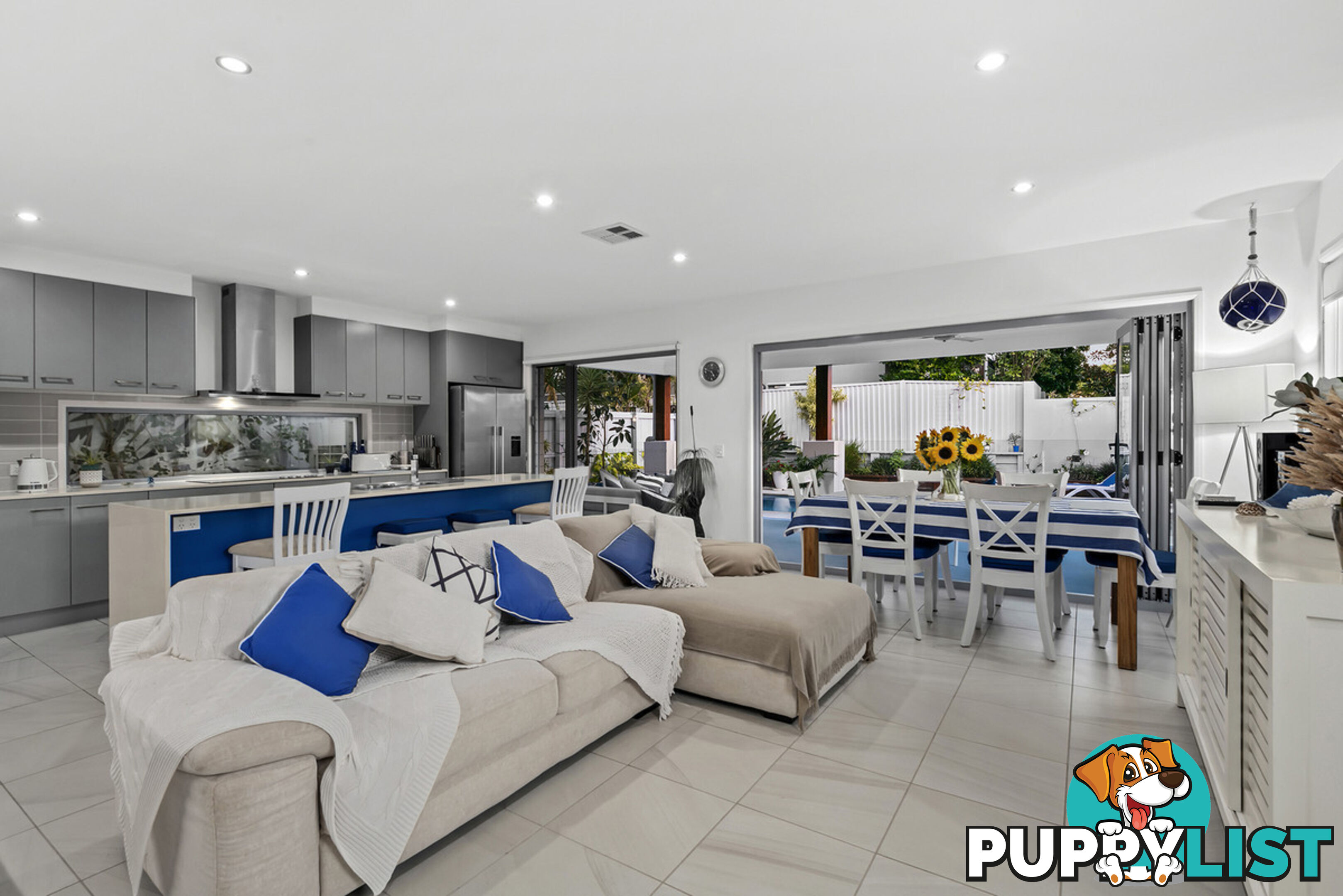 11 Warde Street SCARBOROUGH QLD 4020