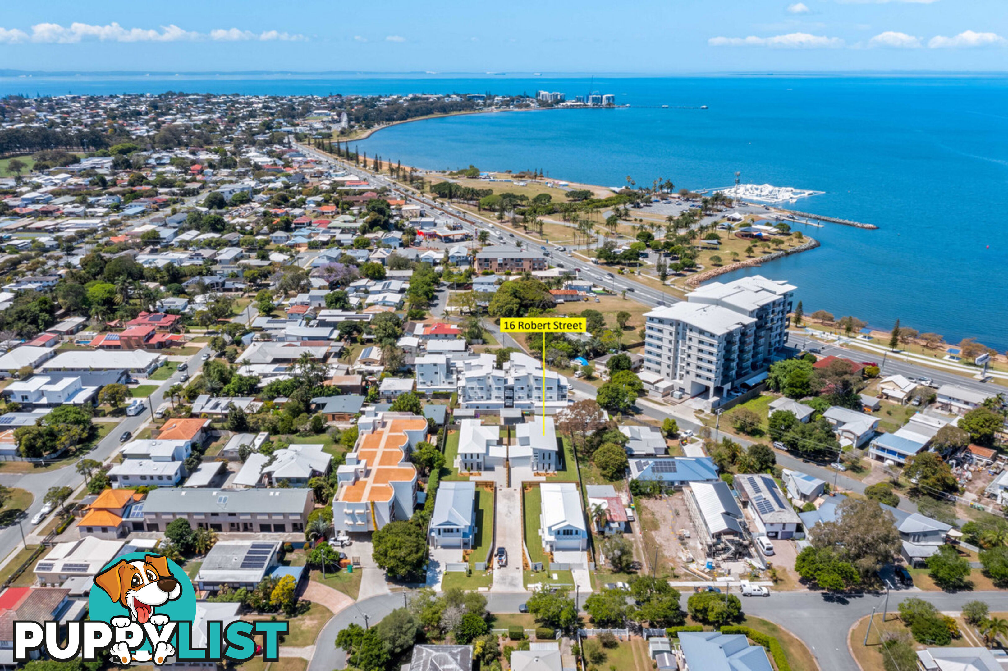 16 Robert Street CLONTARF QLD 4019