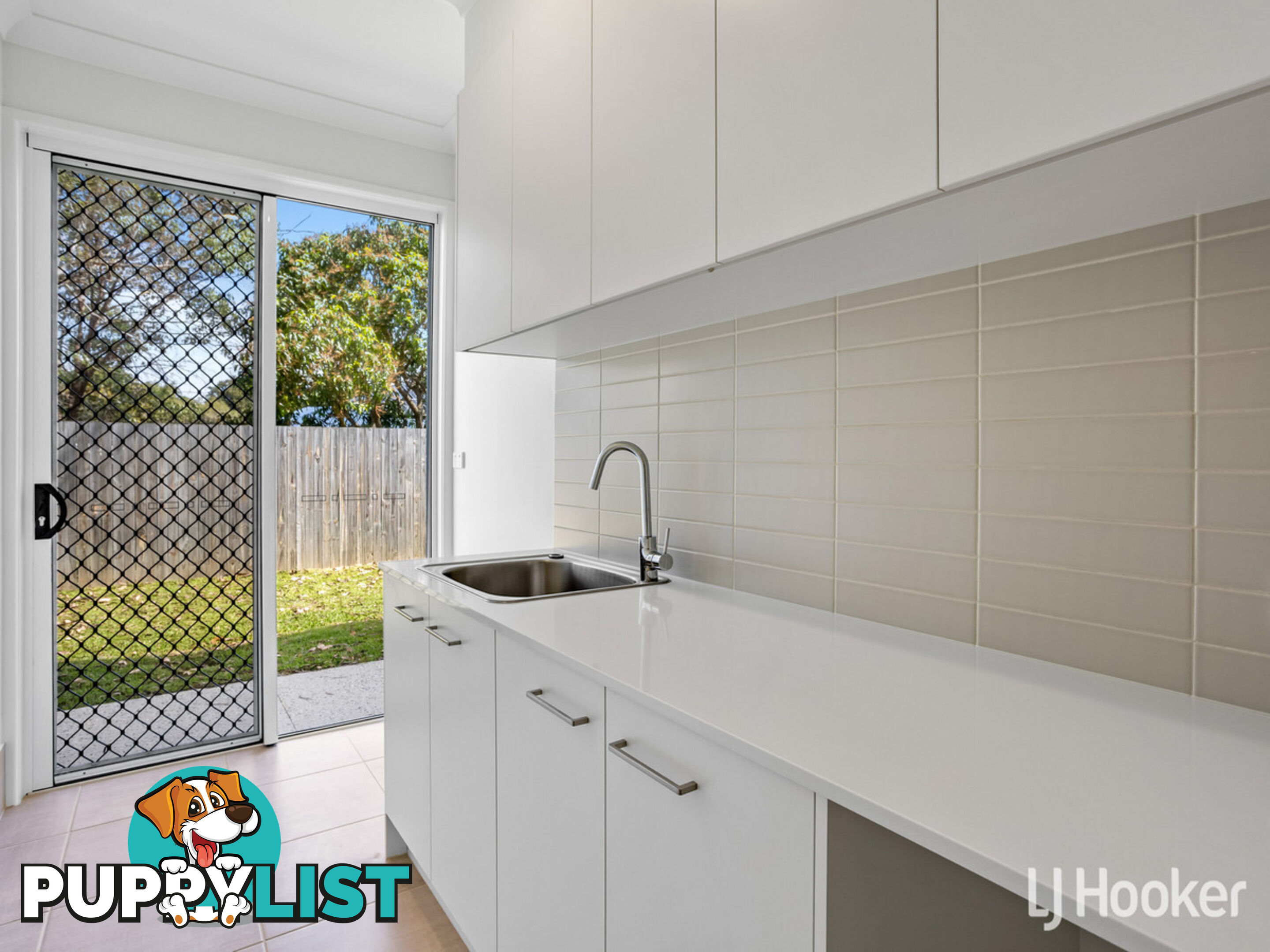 16 Robert Street CLONTARF QLD 4019