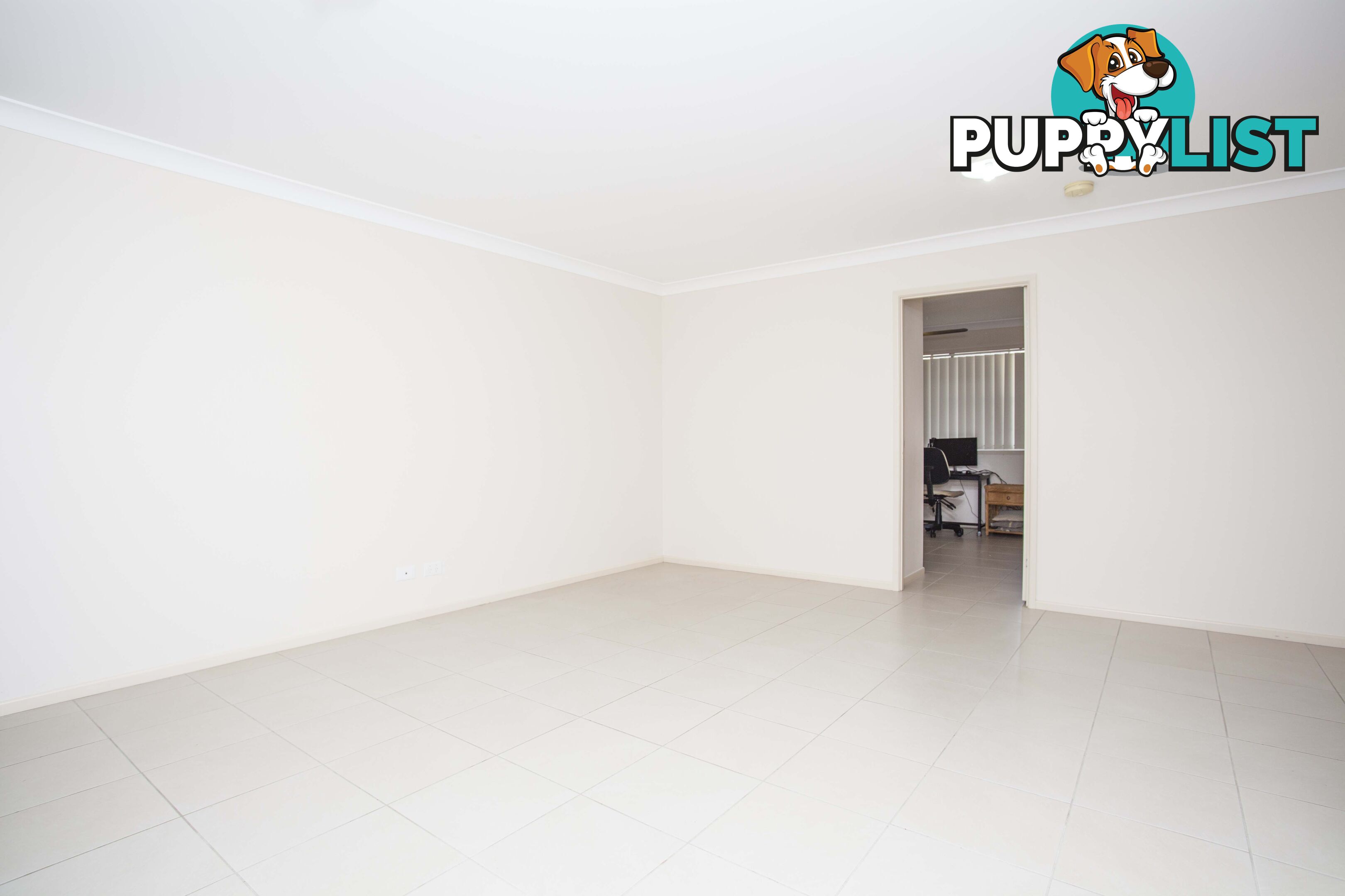 16 Hilltop Avenue SOUTHSIDE QLD 4570