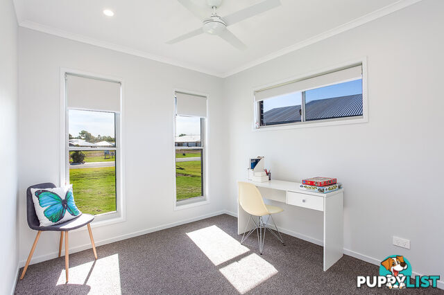 31 Cambridge Circuit SOUTHSIDE QLD 4570