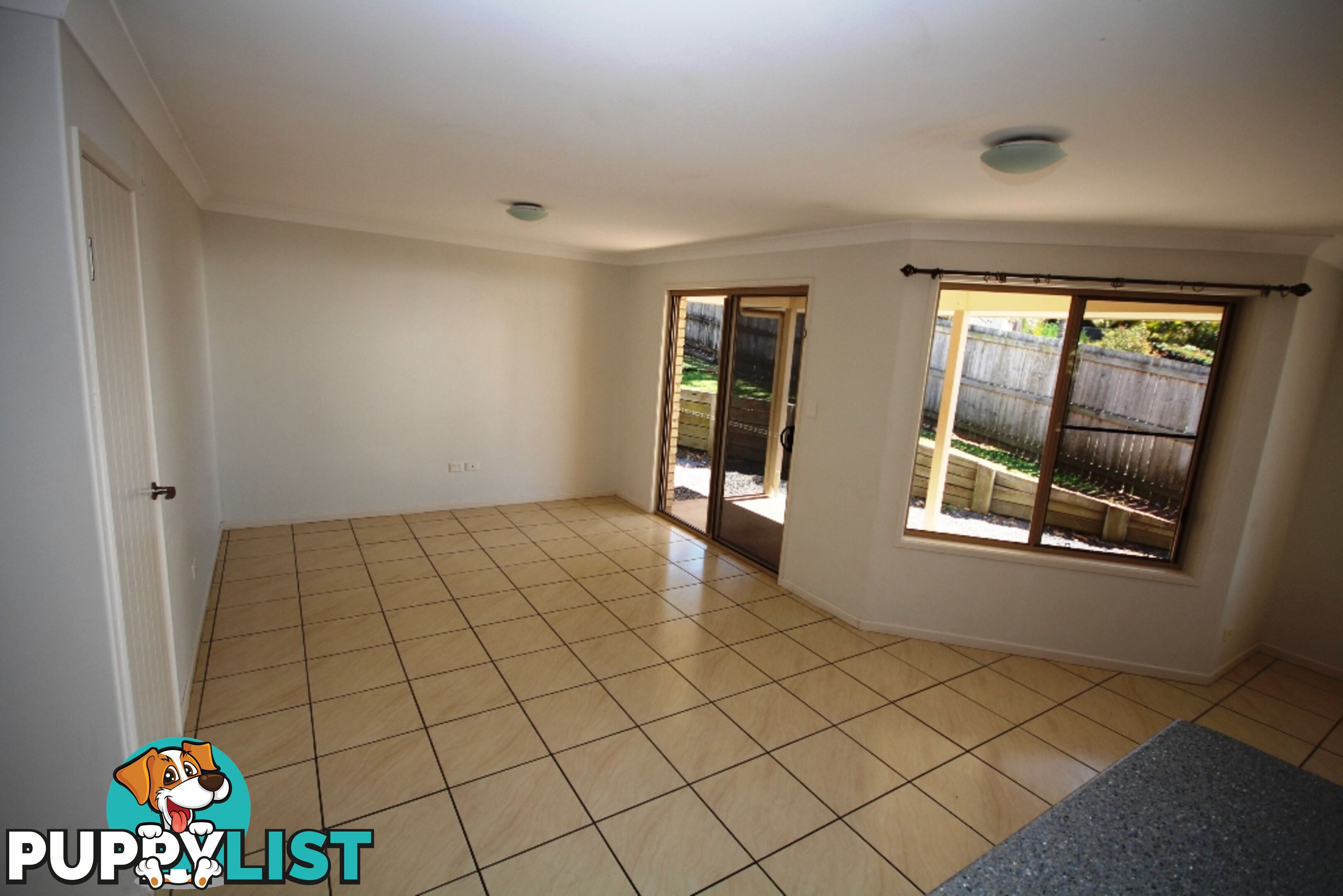 6 Petrie Court SOUTHSIDE QLD 4570