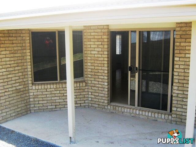 6 Petrie Court SOUTHSIDE QLD 4570