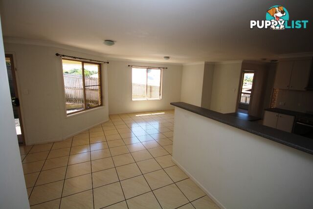 6 Petrie Court SOUTHSIDE QLD 4570