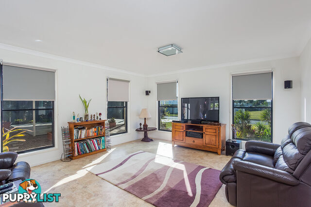 4 Illustrious Court COOLOOLA COVE QLD 4580