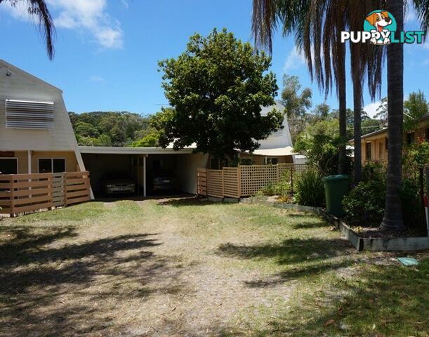 2/11 Double Island Dve RAINBOW BEACH QLD 4581