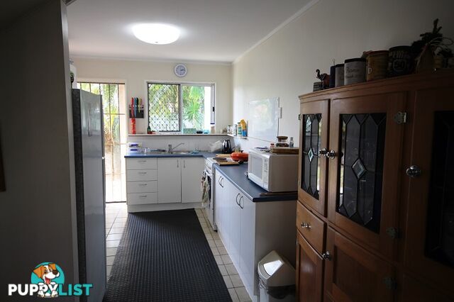 2/11 Double Island Dve RAINBOW BEACH QLD 4581