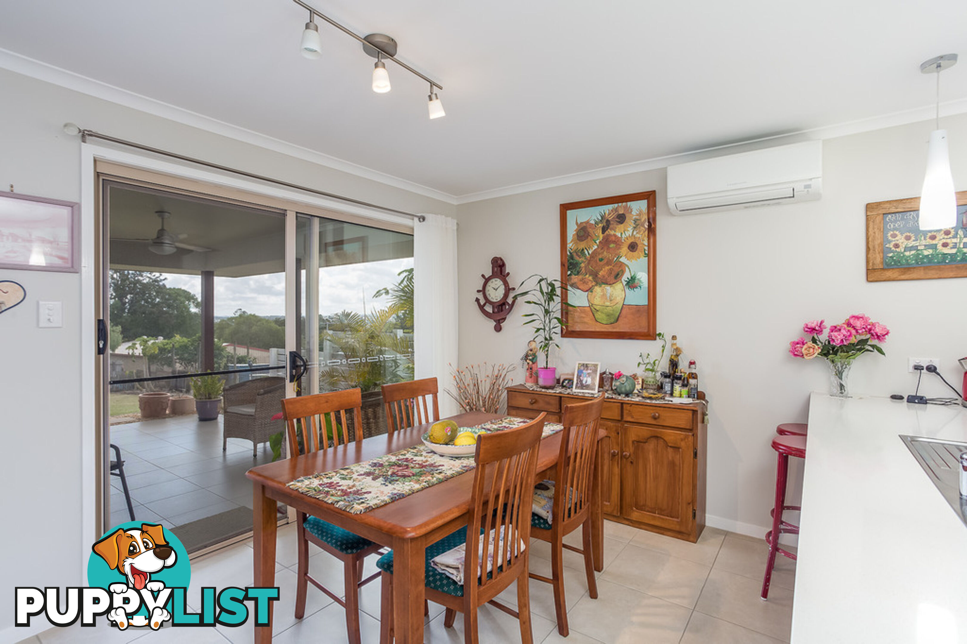 33 Watson Road SOUTHSIDE QLD 4570