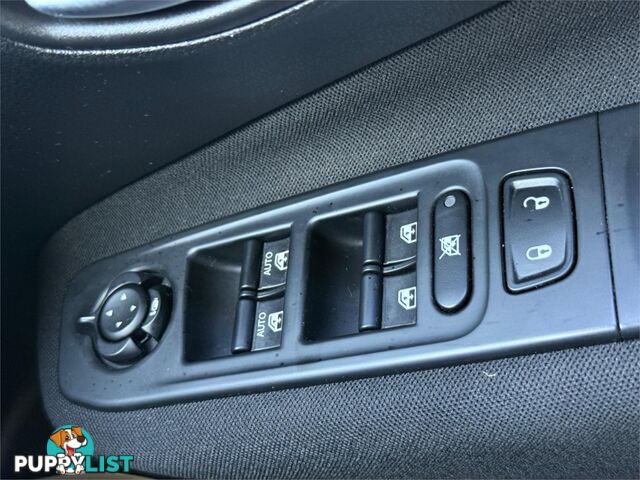 2015 JEEP RENEGADE LONGITUDE BUMY16 HATCHBACK