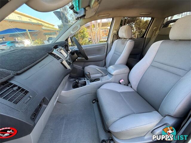 2011 TOYOTA HILUX SR5 KUN26RMY10 UTILITY