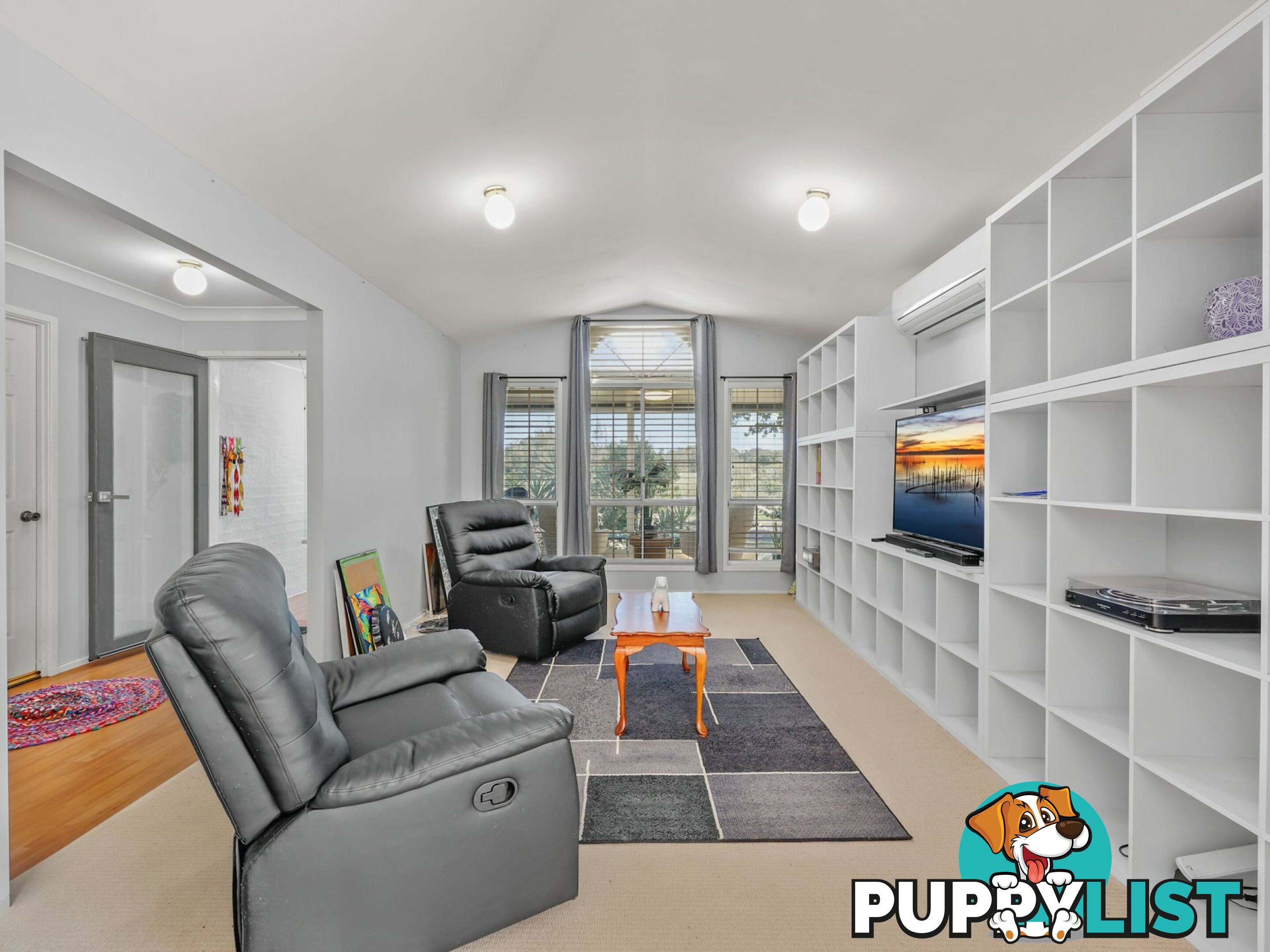 17 Sterling Way HAMLYN TERRACE NSW 2259