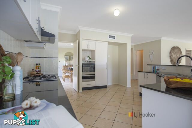 8 Swindon Close LAKE HAVEN NSW 2263