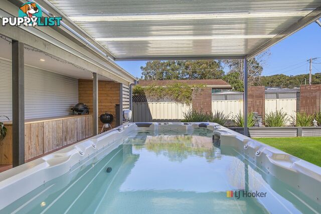 12 Lake Street WYEE POINT NSW 2259