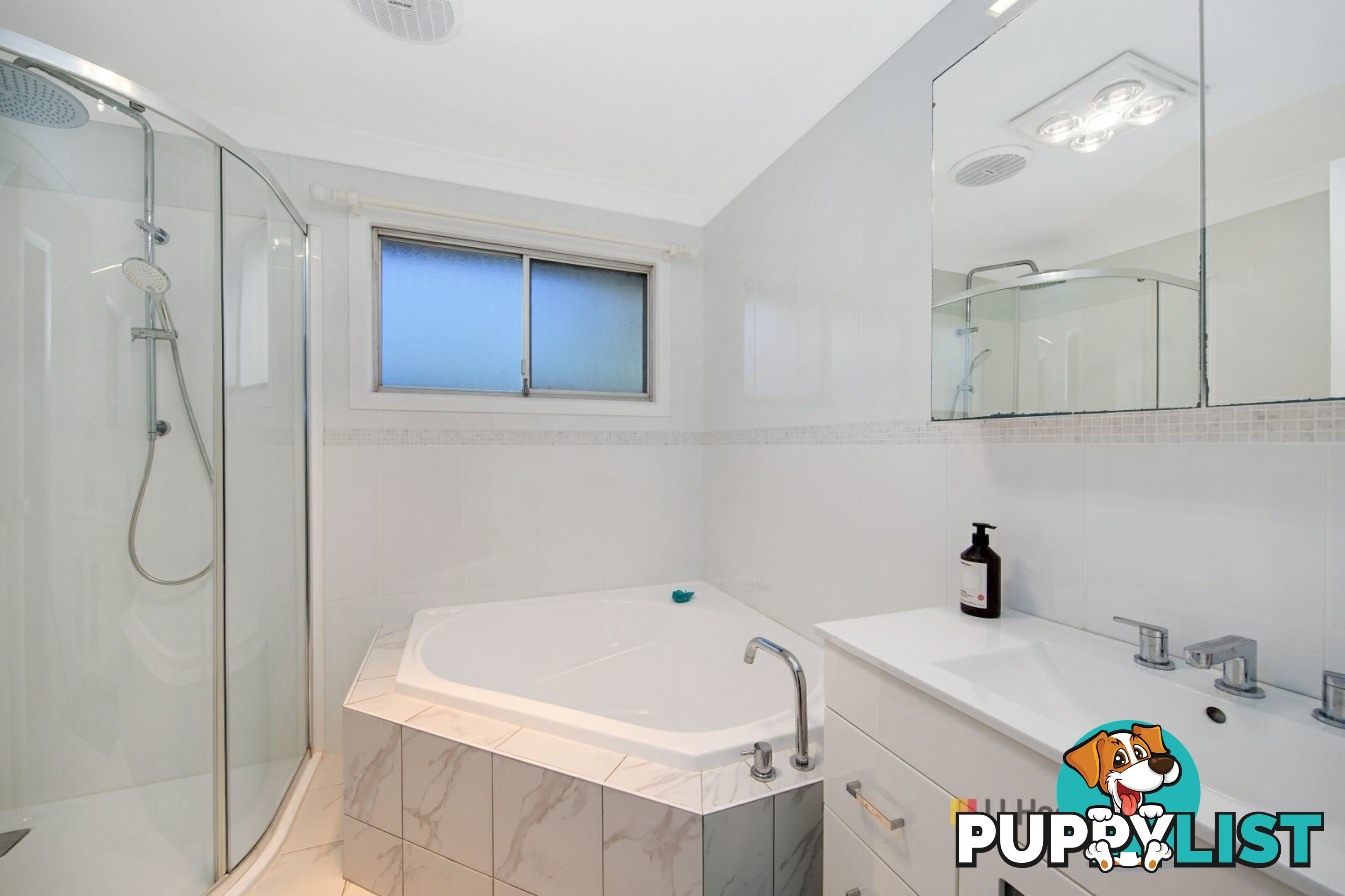 93 Elizabeth Bay Drive LAKE MUNMORAH NSW 2259