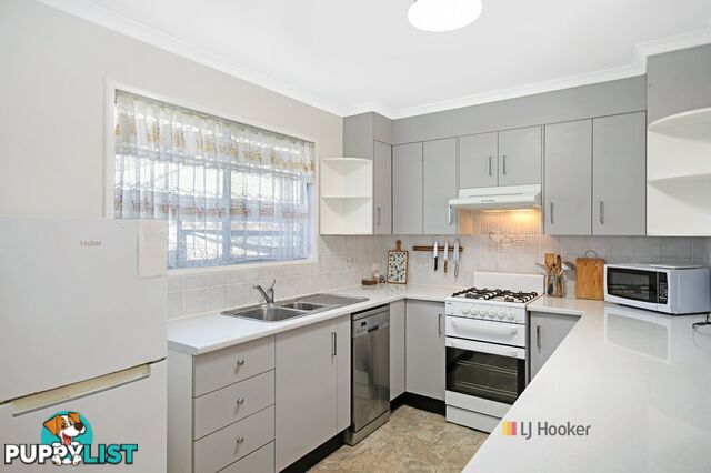 93 Elizabeth Bay Drive LAKE MUNMORAH NSW 2259