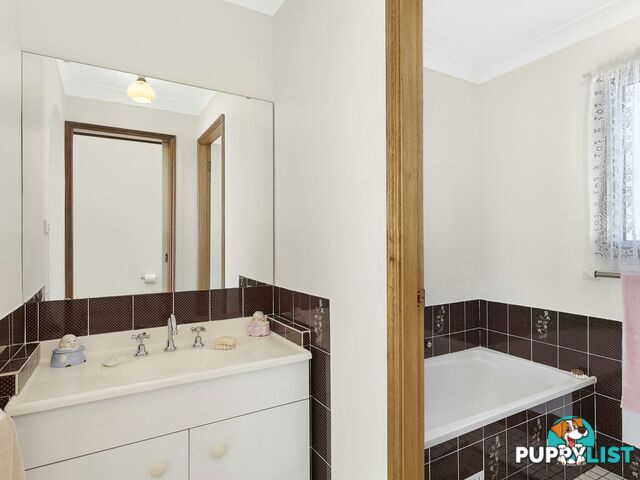 2 Tingira Street CHARMHAVEN NSW 2263