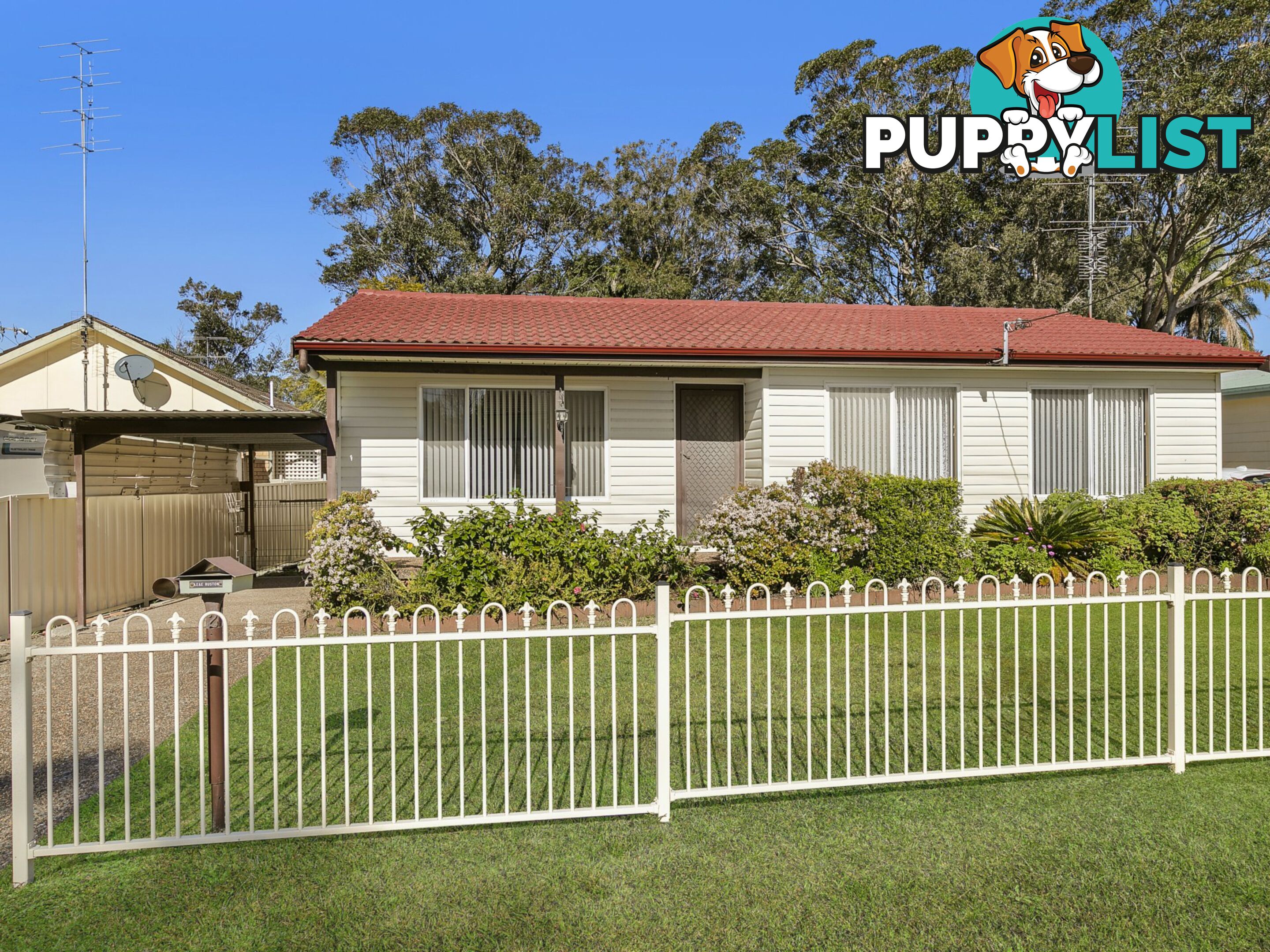 2 Tingira Street CHARMHAVEN NSW 2263