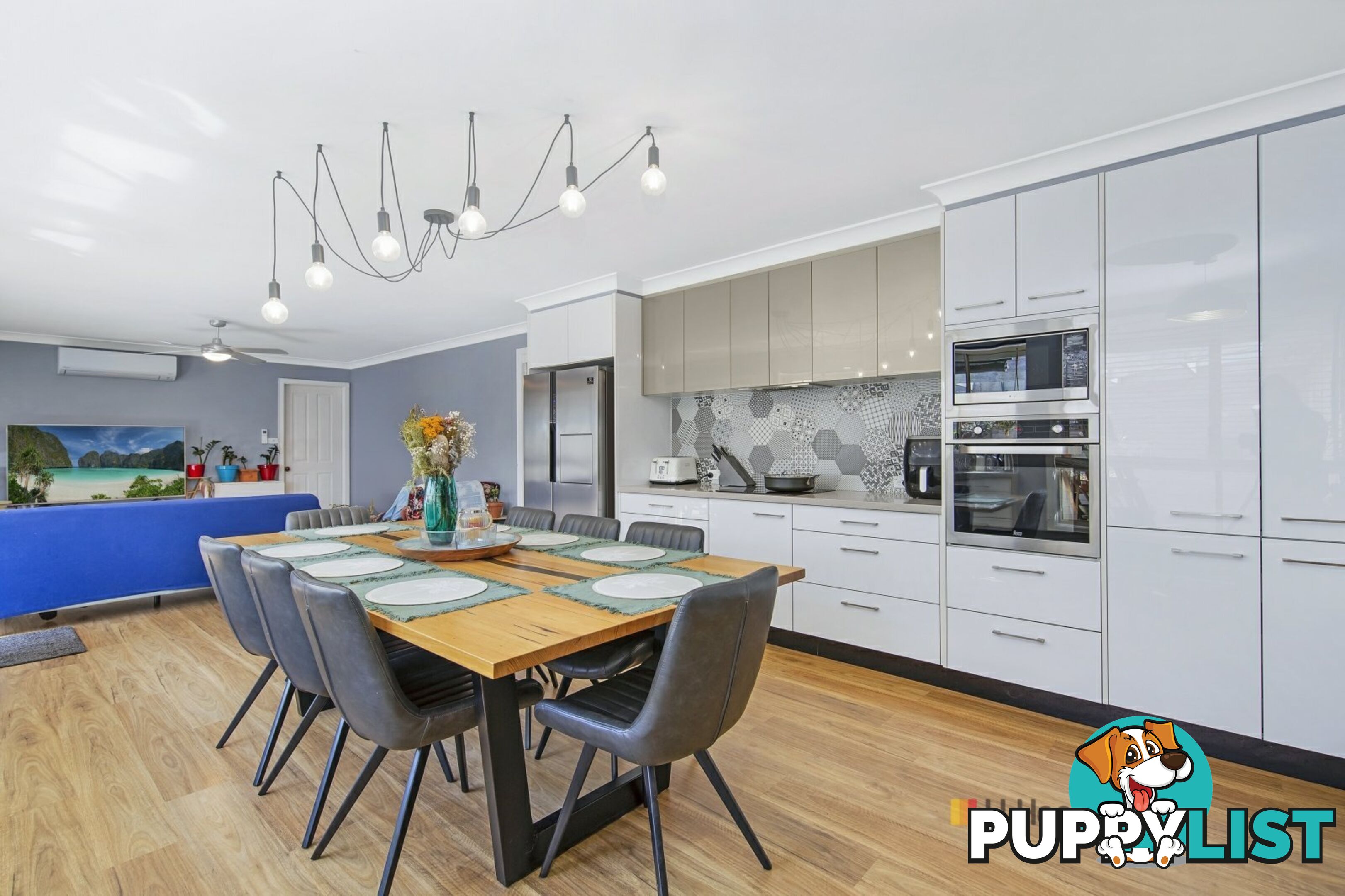 25 Elizabeth Bay Drive LAKE MUNMORAH NSW 2259