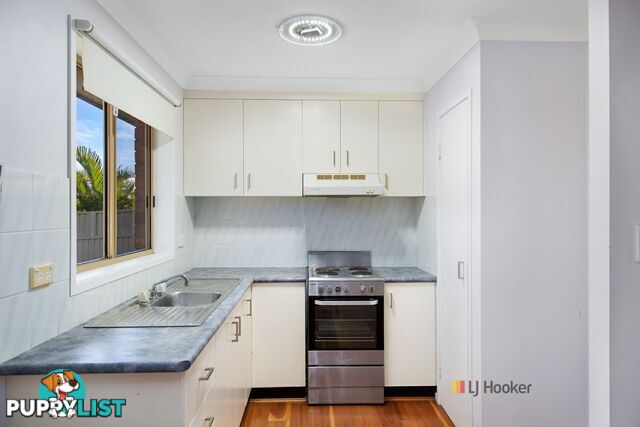 18 Crowe Street LAKE HAVEN NSW 2263