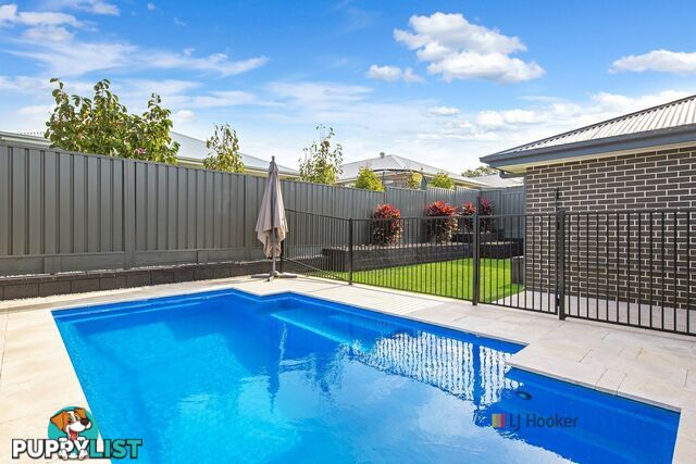 11 Pateman Place WYEE NSW 2259