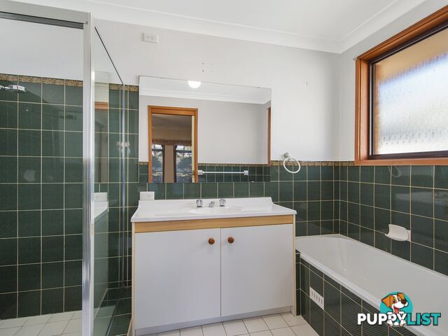 34 Lloyd Avenue CHAIN VALLEY BAY NSW 2259