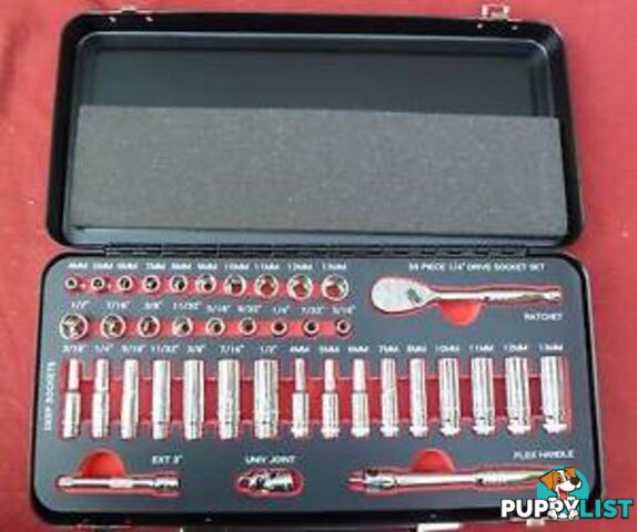 New 39 Piece _Ó Drive GearWrench Socket set