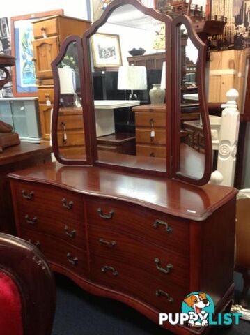 Timber curved dressing table with 3 mirrors