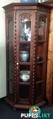 China cabinet corner cabinet