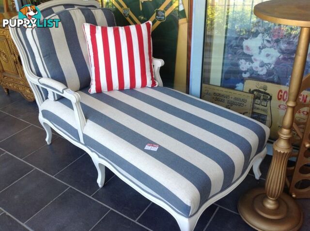 Gorgeous daybed lounger