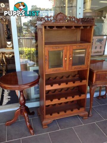 Wine cabinet. Drinks cabinet.