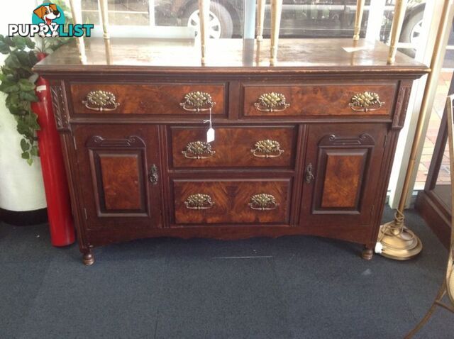 Quality chest of drawers, turn of the century