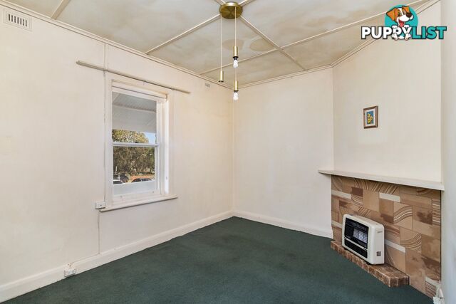 6 Alfred Place STRATHALBYN SA 5255