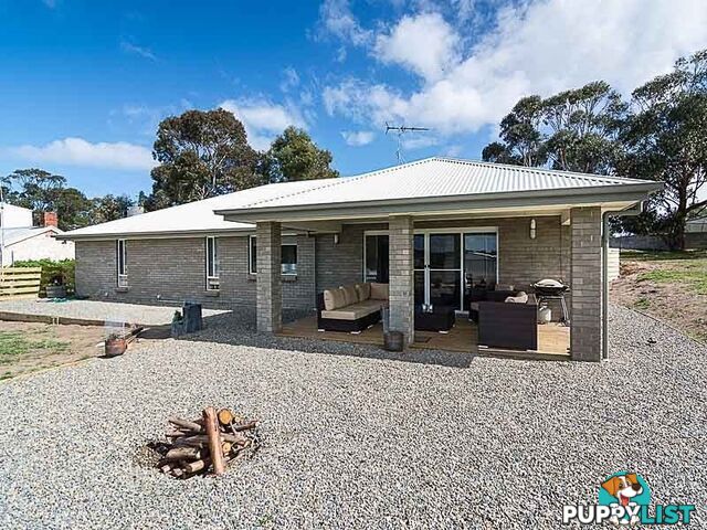 1/7 Chandos Street CLAYTON BAY SA 5256