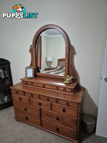 4 Piece Bedroom Furniture Suite with carved detail