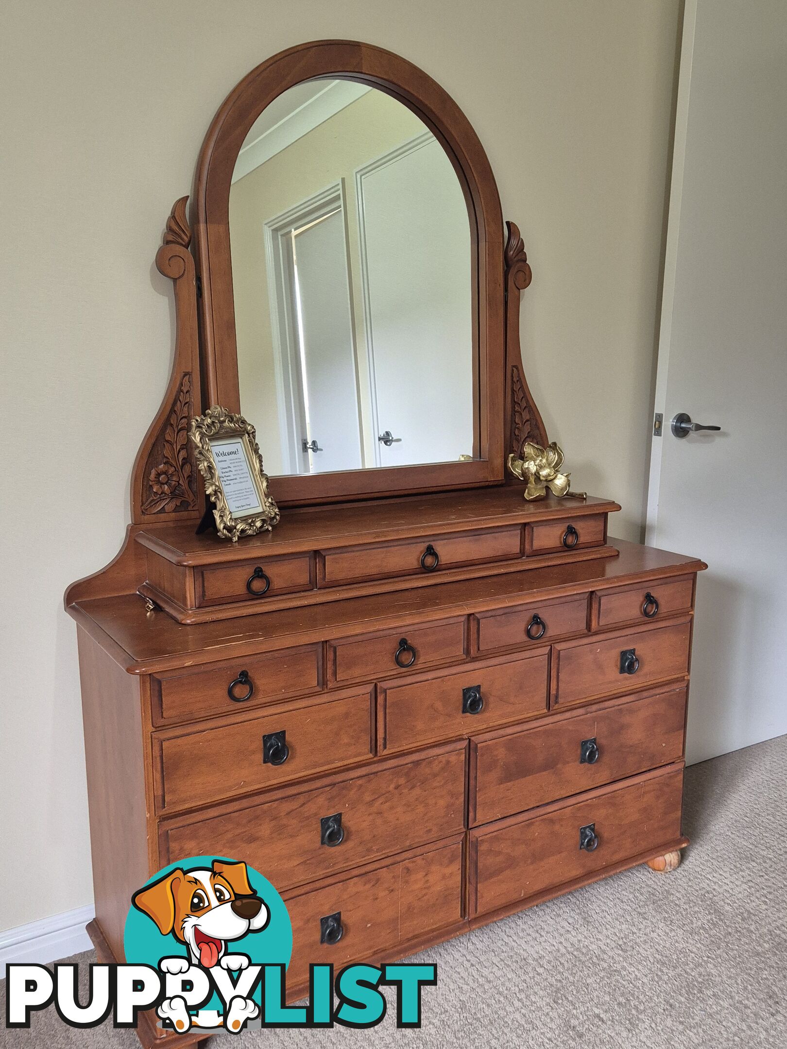4 Piece Bedroom Furniture Suite with carved detail