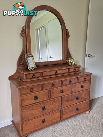 4 Piece Bedroom Furniture Suite with carved detail