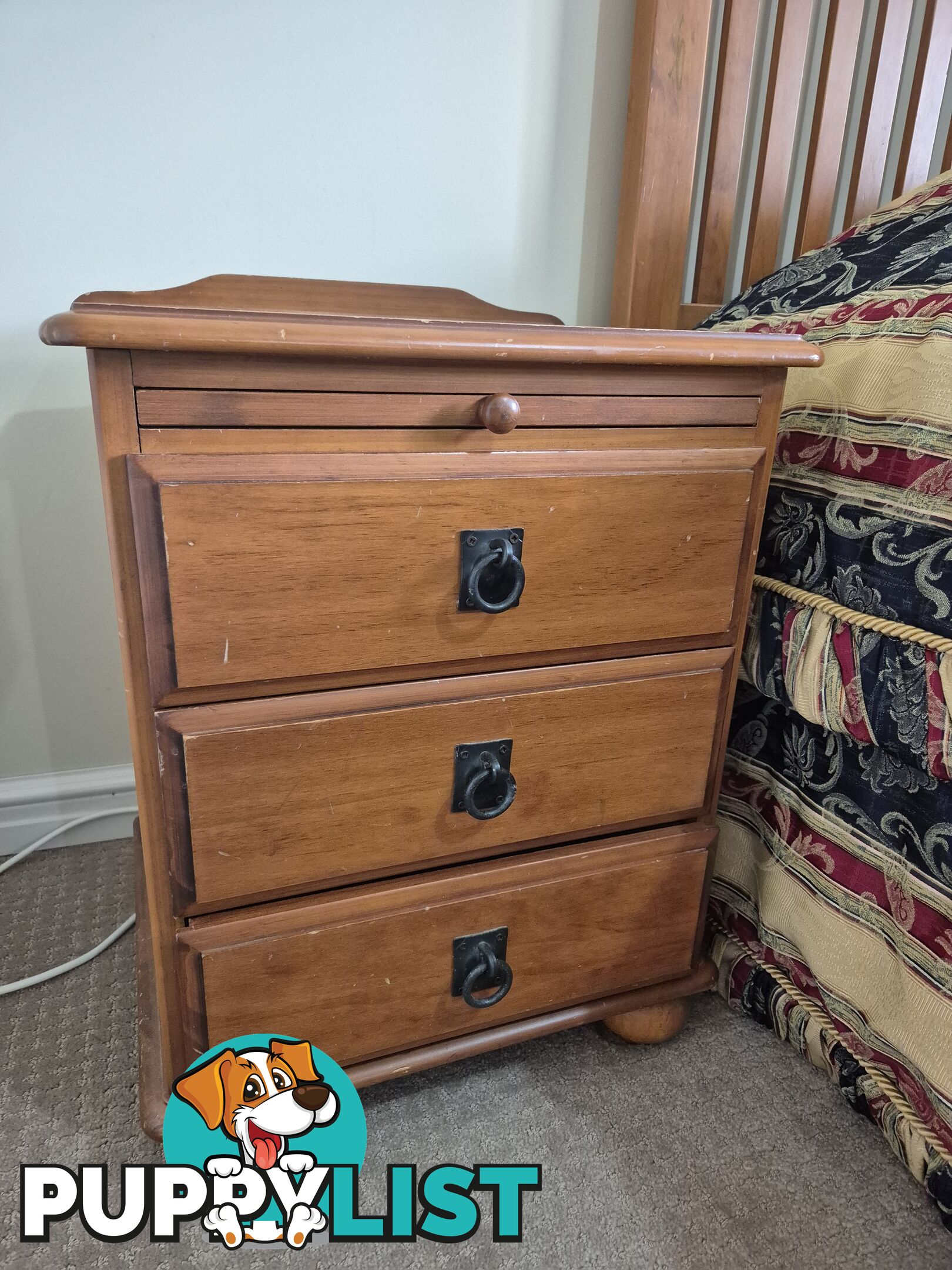 4 Piece Bedroom Furniture Suite with carved detail