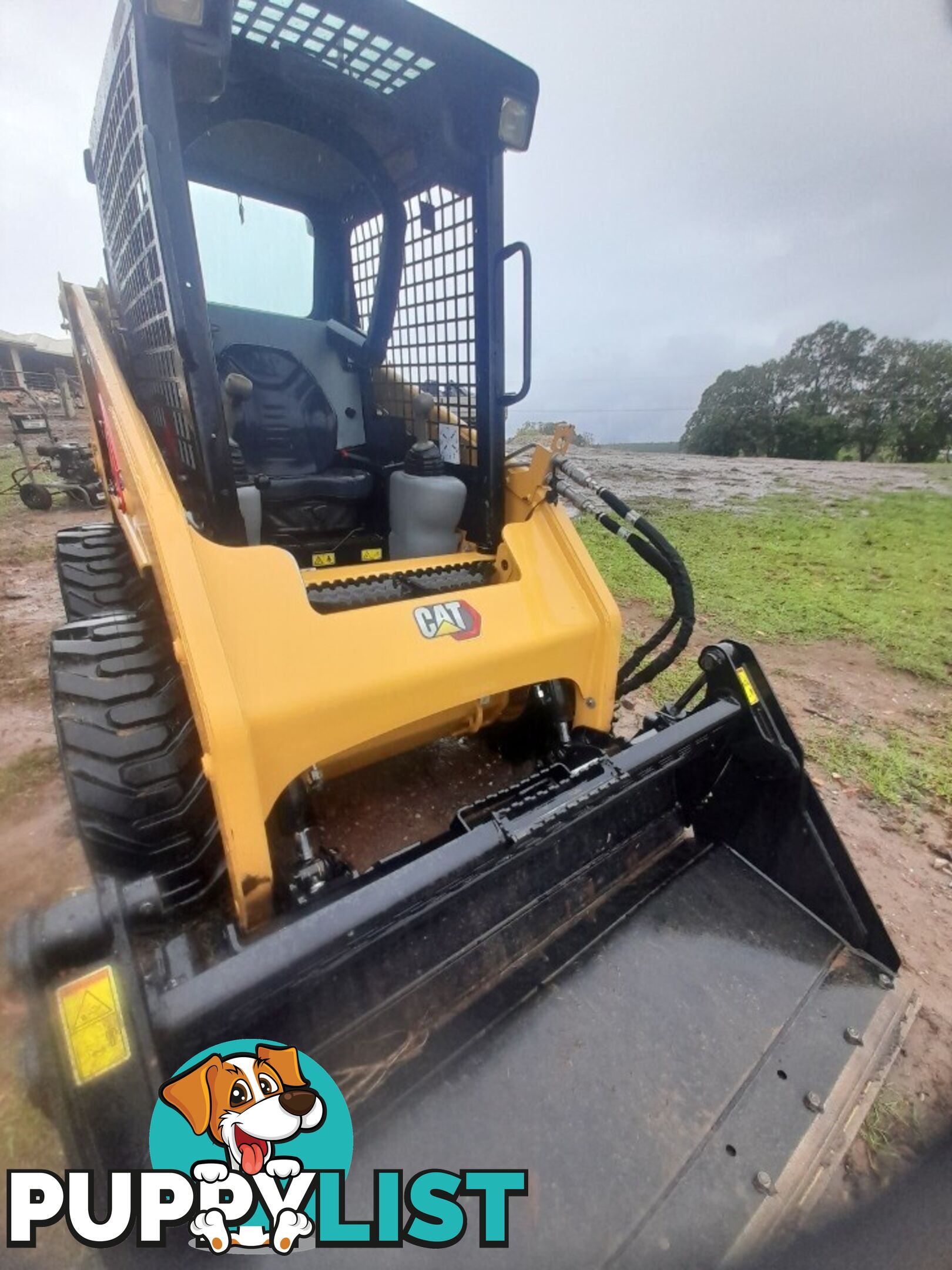 Caterpillar Skid Steer