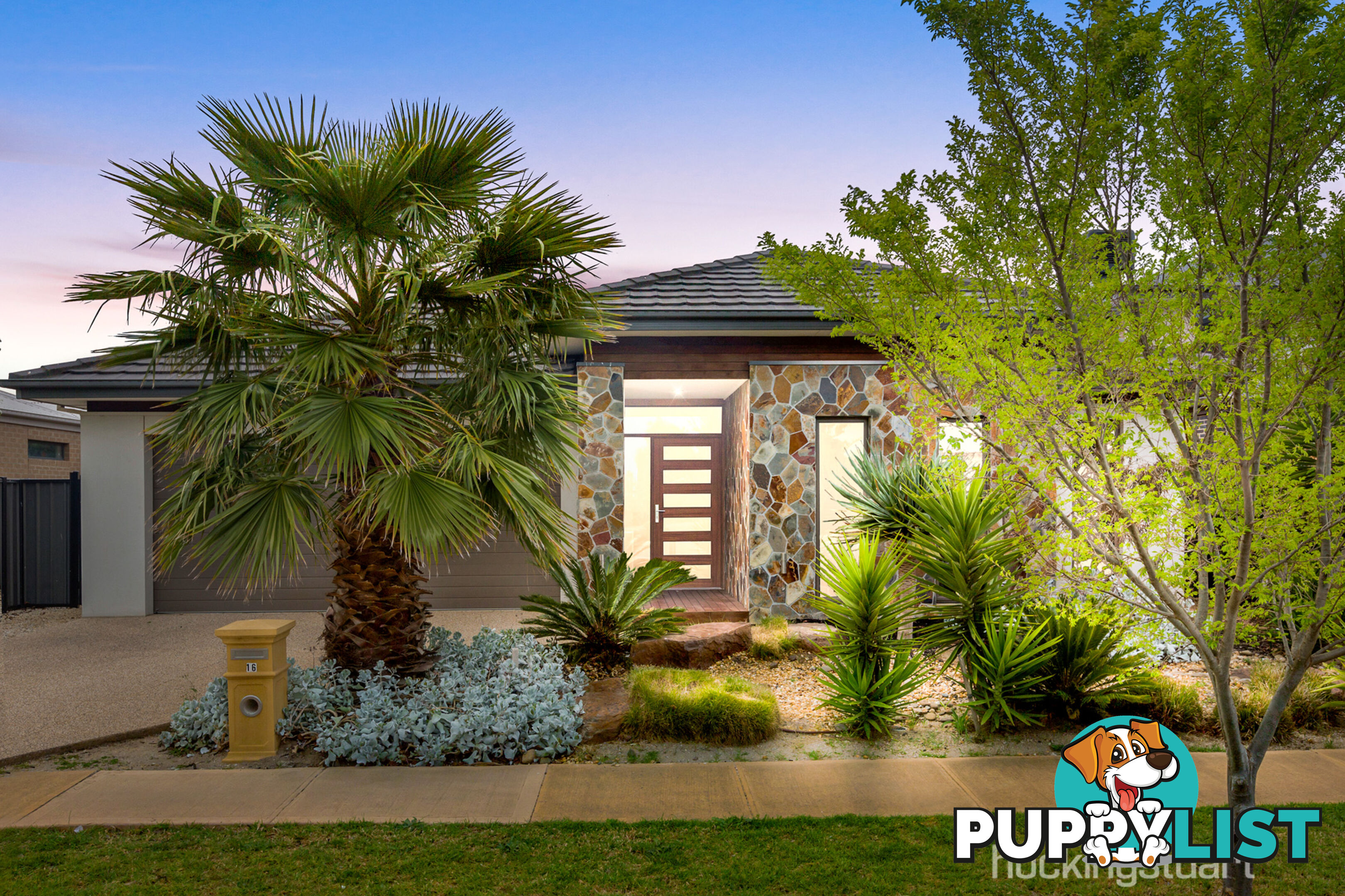 16 Bell Crescent POINT COOK VIC 3030