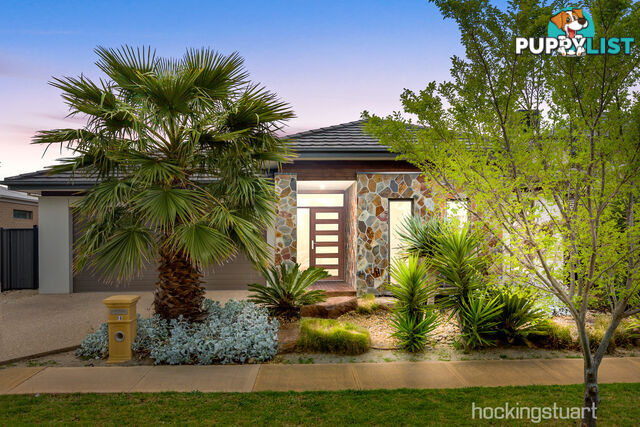 16 Bell Crescent POINT COOK VIC 3030