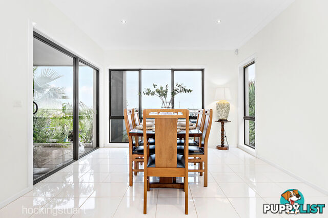 41 Coastal Promenade SANCTUARY LAKES VIC 3030
