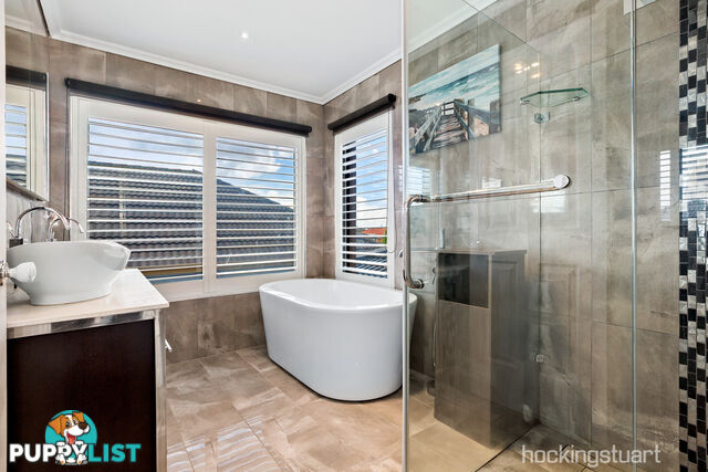 11 Trapani Avenue POINT COOK VIC 3030