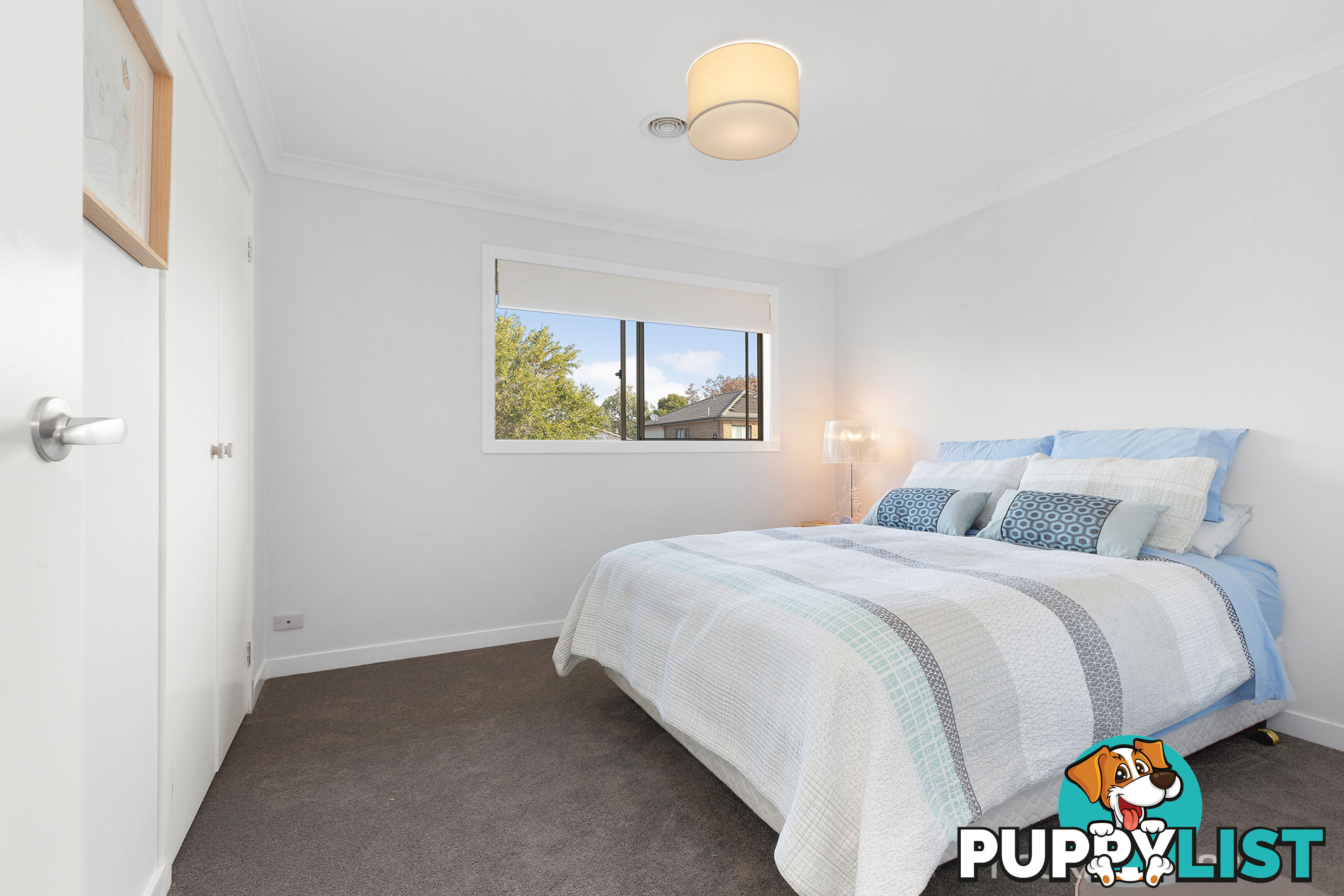 29 Sandy Point Road SANCTUARY LAKES VIC 3030