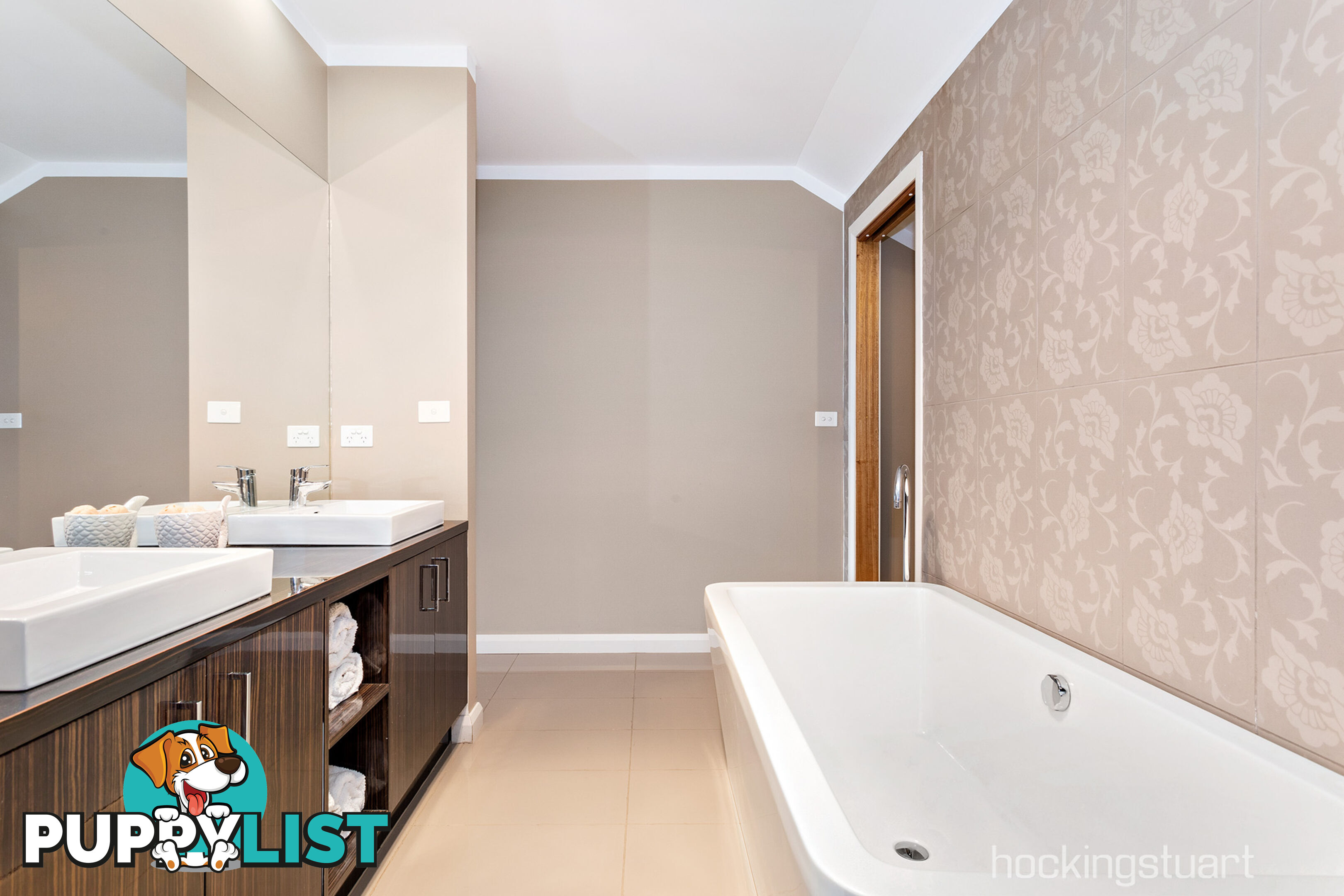 33 Ponsford Drive POINT COOK VIC 3030
