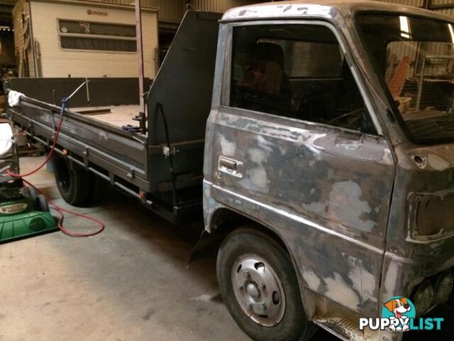 Wanted: Mitsubishi canter FE211-FE214e******1985 truck parts wanted